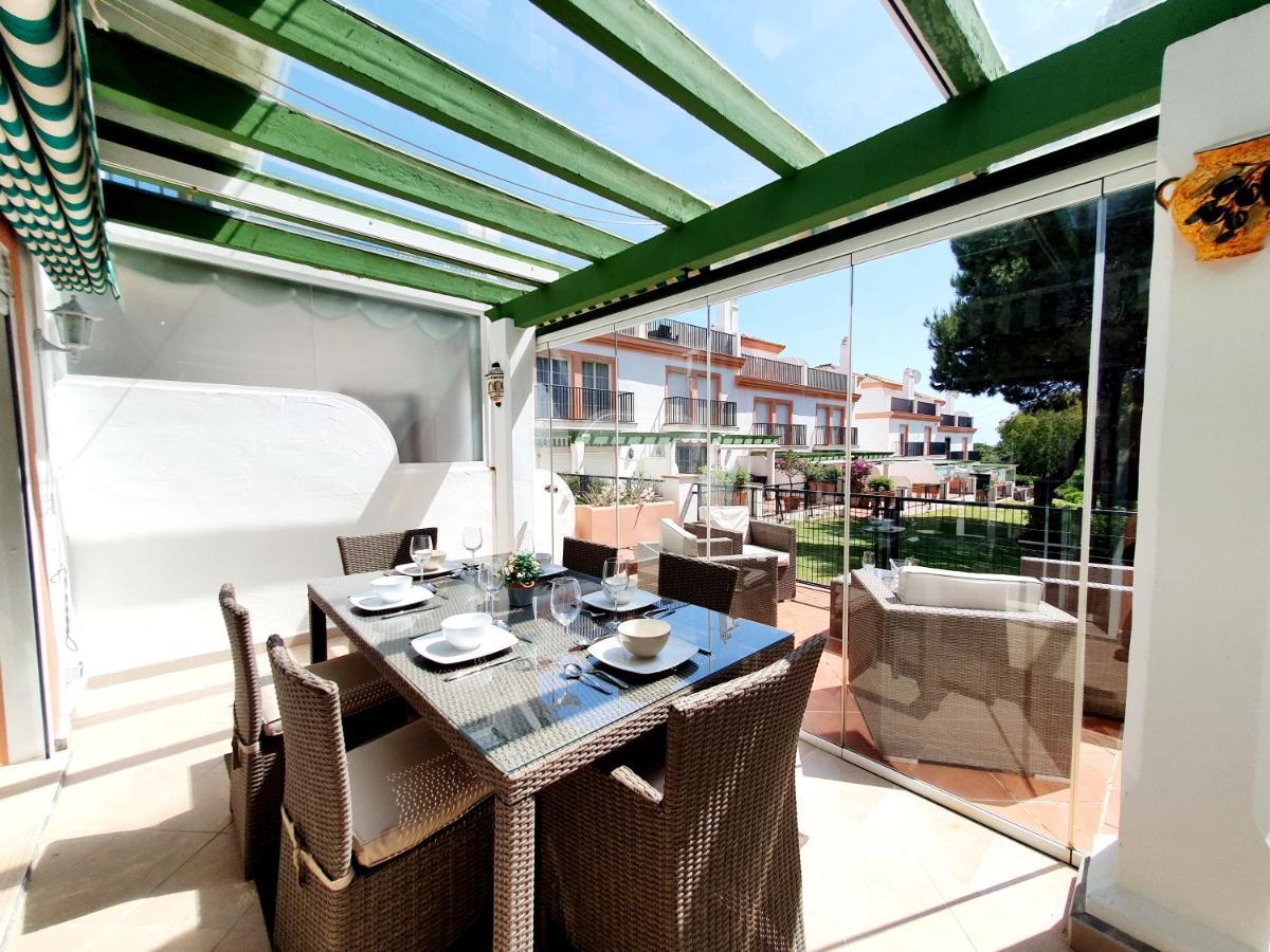 Lomas De Cabopino House Apartment Marbella Exterior photo