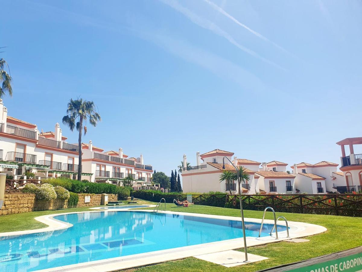 Lomas De Cabopino House Apartment Marbella Exterior photo