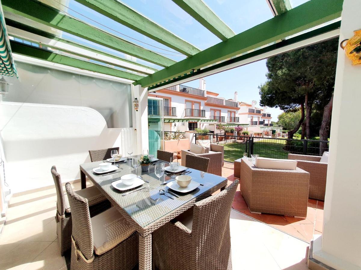 Lomas De Cabopino House Apartment Marbella Exterior photo