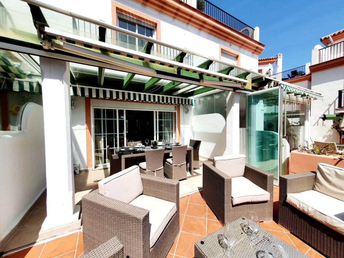 Lomas De Cabopino House Apartment Marbella Exterior photo